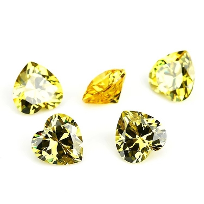 Χρώματα CZ Moissanite Diamond Heart Cut 3x3mm 4x4mm Συνθετικό Κουβικό Ζιρκόνια