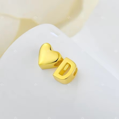 YASVITTI Προσαρμοσμένο 925 Sterling Silver Heart αρχικό περιδέραιο 18K Gold Plated Luxury Letter Heart Necklace για κορίτσια