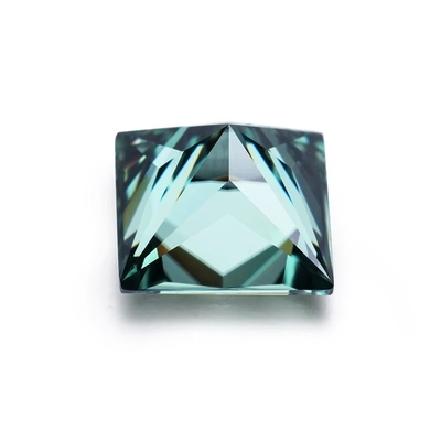Πριγκίπισσα Κούτ 5.5x5.5mm 1καρατί Μοϊσανίτη VVS Χρώματα τετράγωνο Λεπτό Διαμάντι