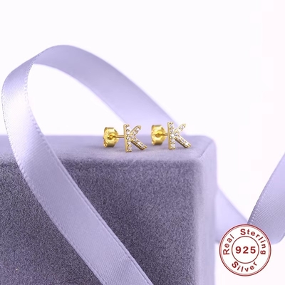 Φωστική Στερλίνγκ Ασημένια Αλφαβήτα σκουλαρίκια 18k Χρυσό επιχρυσωμένο 925 Ασημένια γράμματα Stud σκουλαρίκια